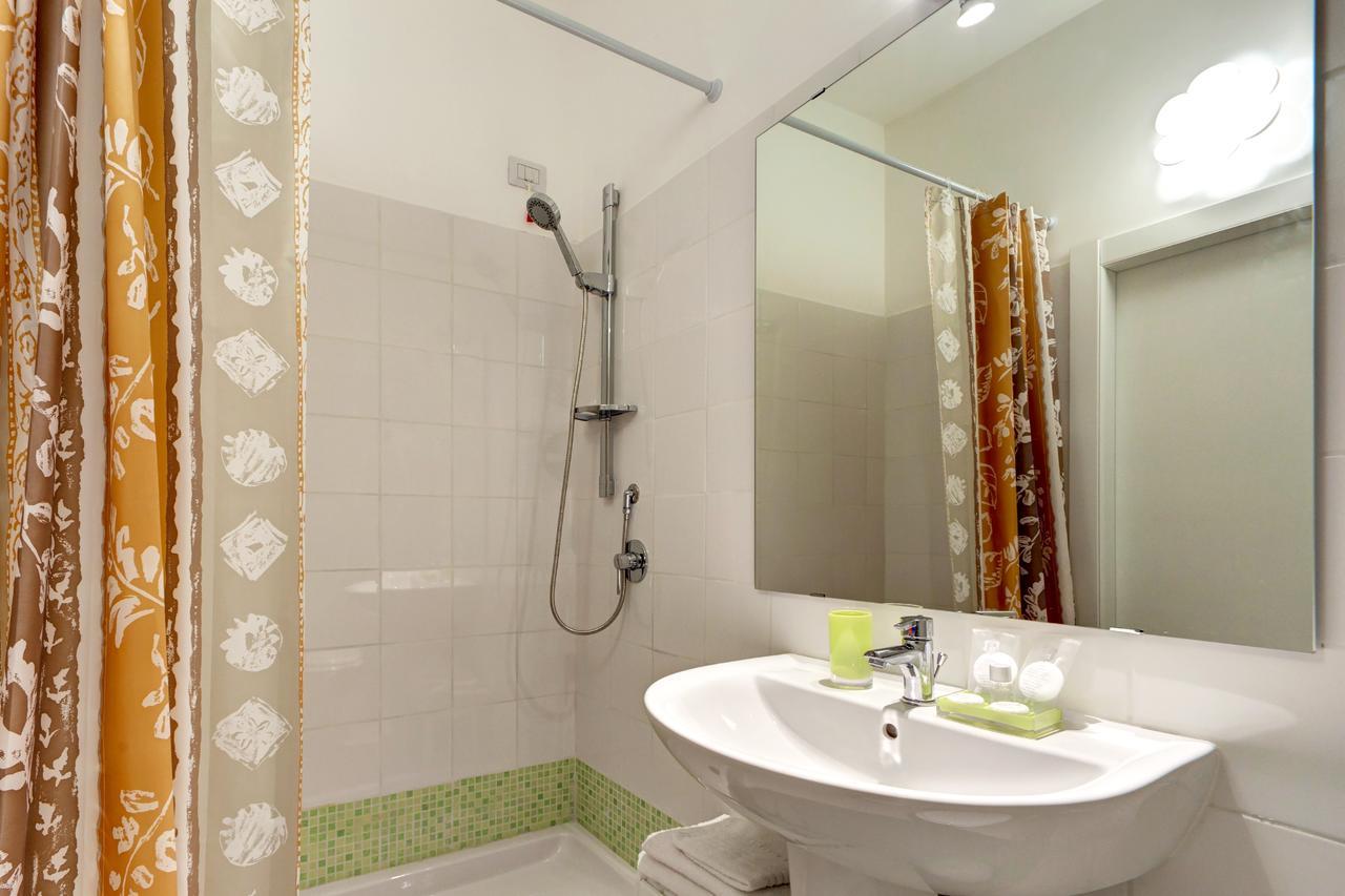 Pianeta Roma 62 Hotel Luaran gambar
