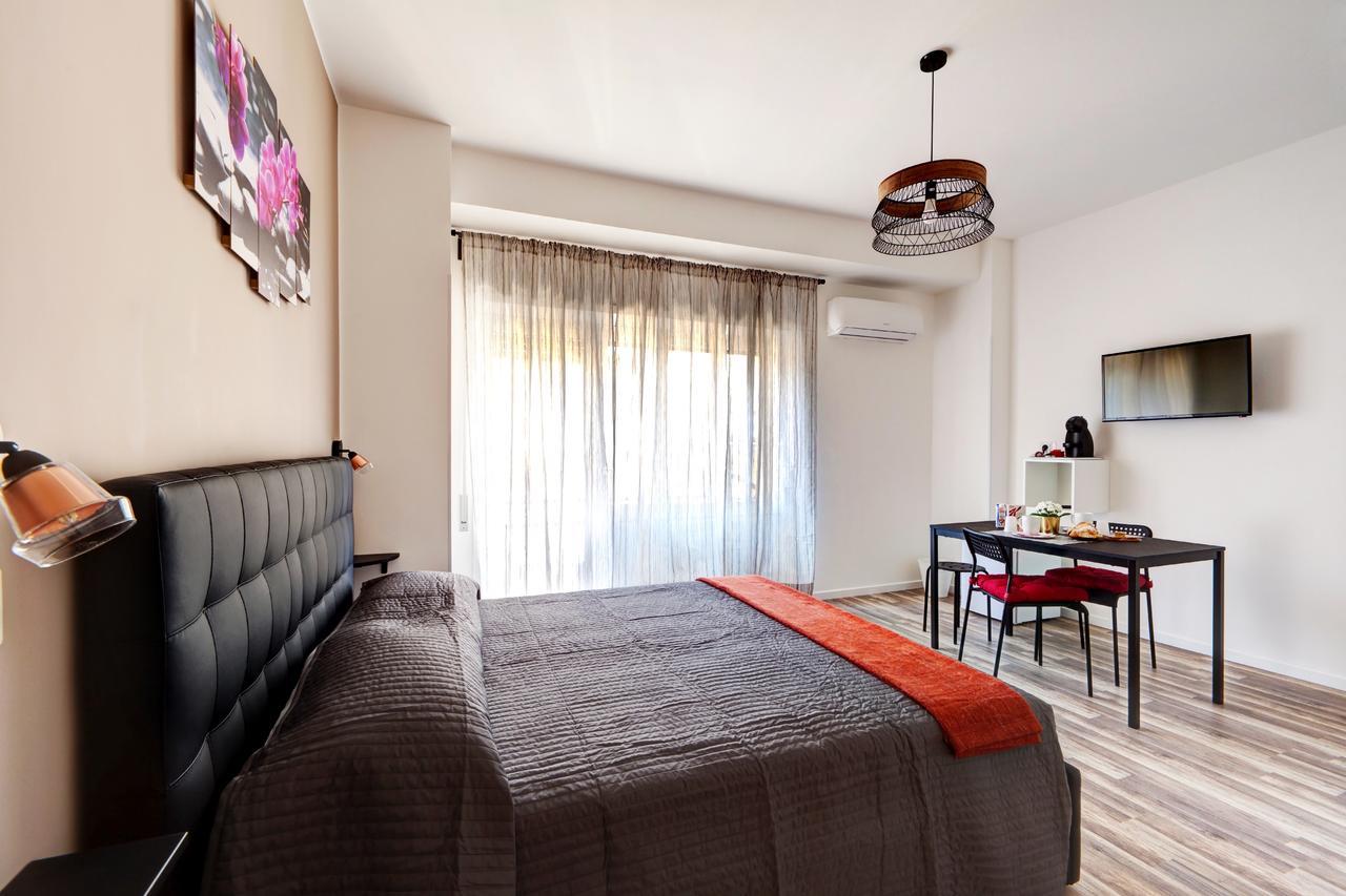 Pianeta Roma 62 Hotel Luaran gambar